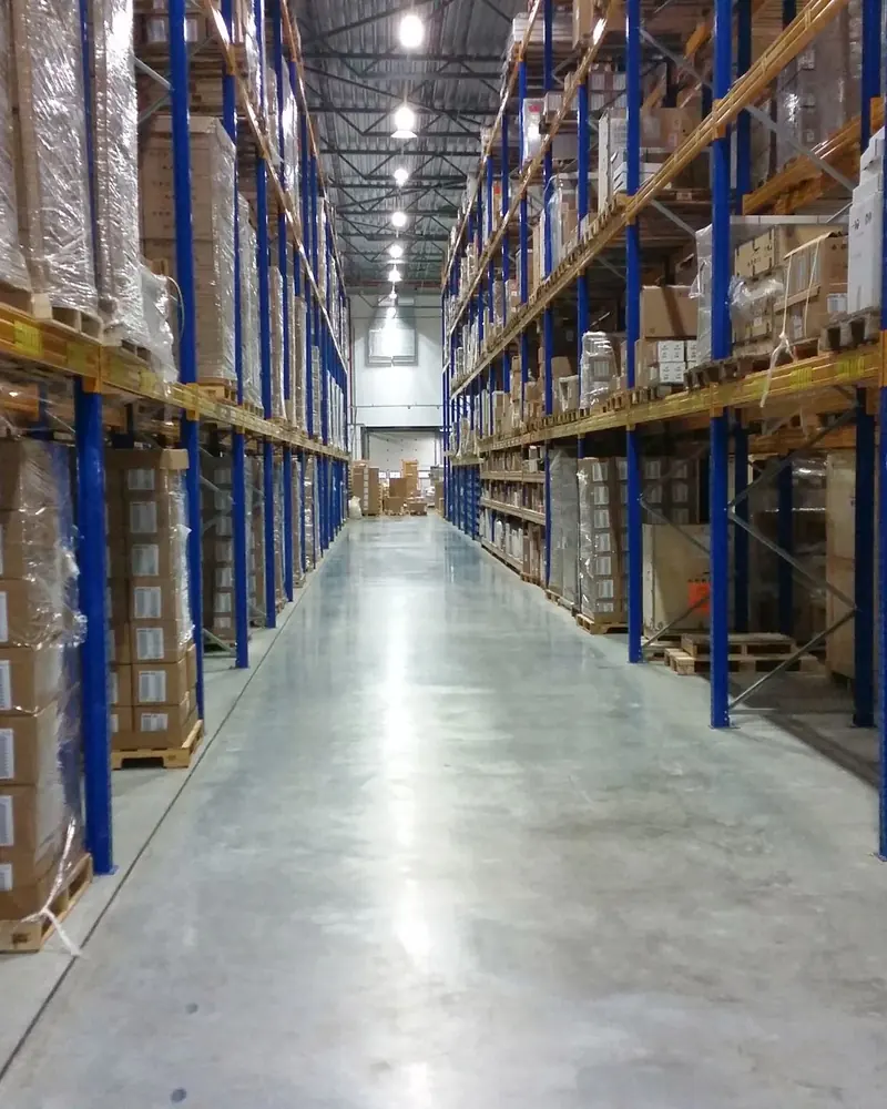 Retail & Logistics